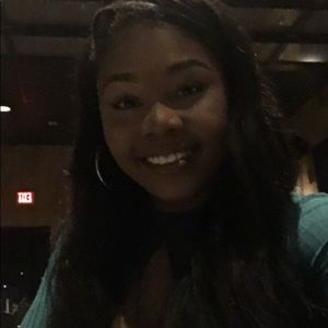 Meet your Posher, Simone